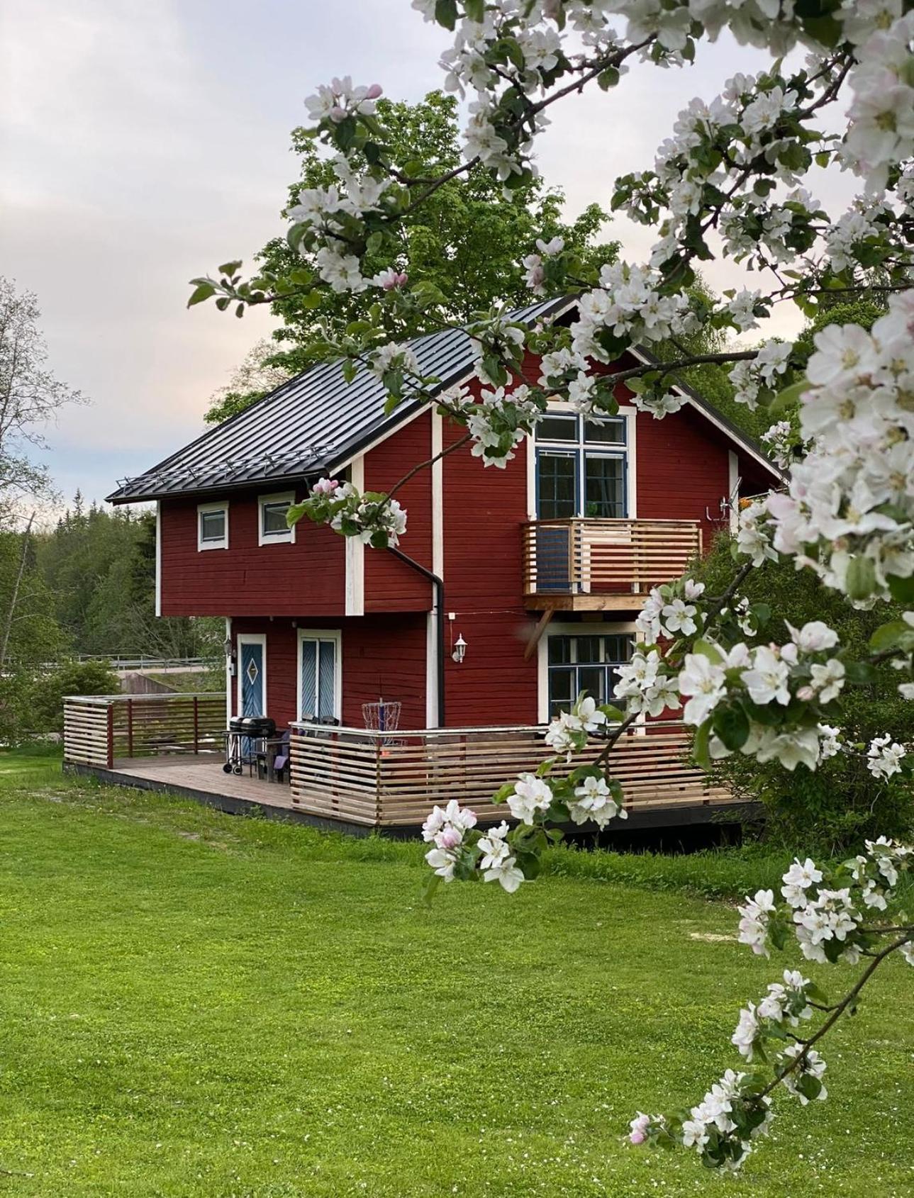 Sea Side Cabin Бурленге Экстерьер фото